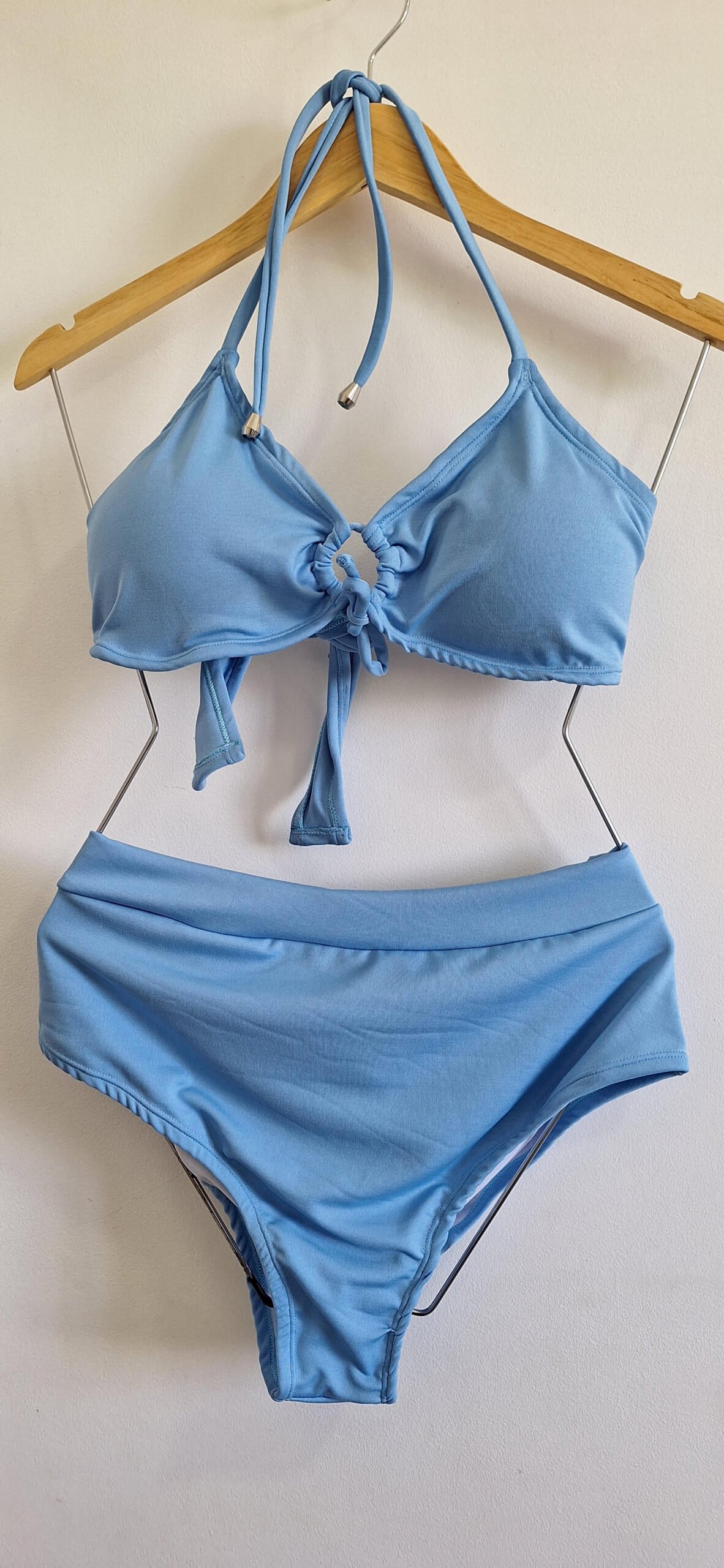 Top Biquíni e Calcinha Hot Pant